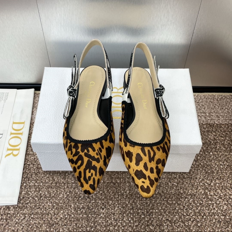 ch**an D*or sandals